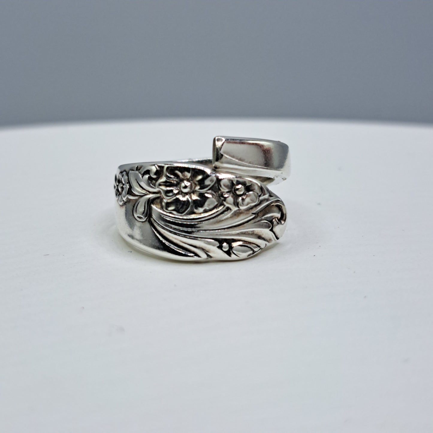 Evening Star 1950, Size 6.75, HARD TO FIND Vintage Silverware Ring, Spiral Spoon Ring
