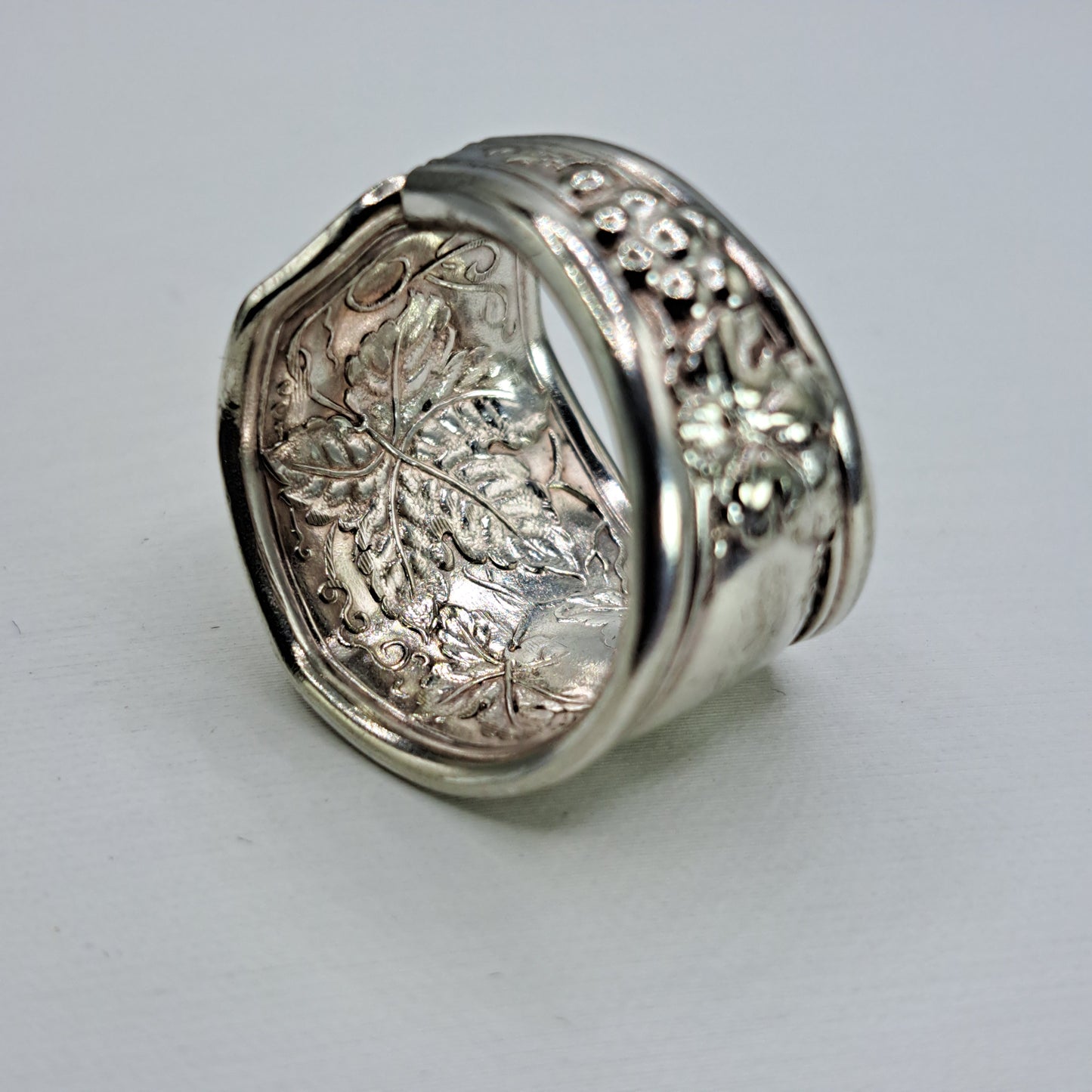 Isabella 1913, Size 7, Vintage Silverware Ring, Spoon Ring