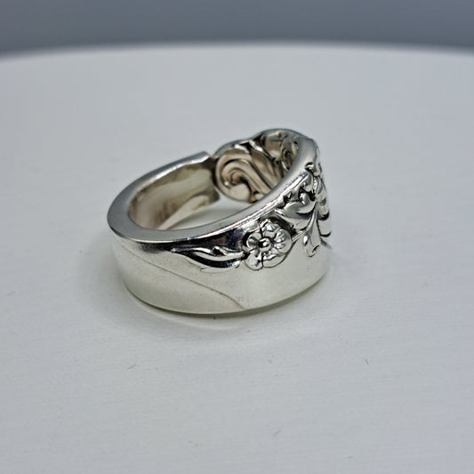 Evening Star 1950, Size 7.75, HARD TO FIND Vintage Silverware Ring, Spoon Ring