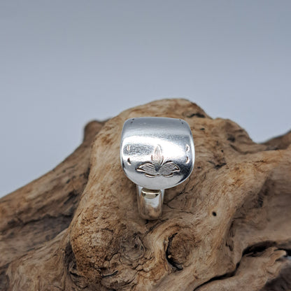 Handmade vintage spoon ring made from Queen Mary 1940 silverplate pattern size 7.5