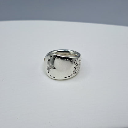 Handmade vintage spoon ring made from Queen Mary 1940 silverplate pattern size 6