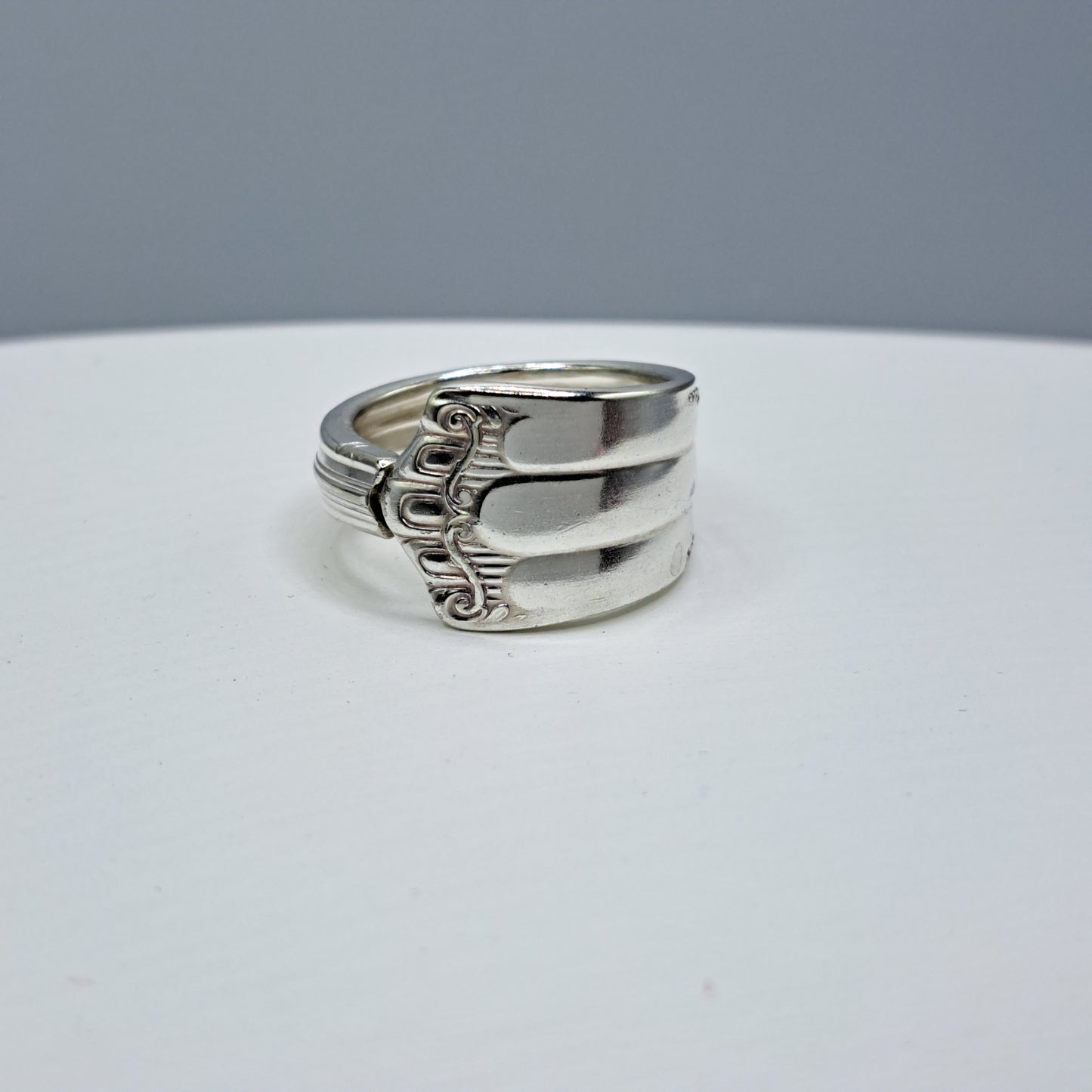 Handmade vintage spoon ring made from Lenox 1933 silverplate pattern size 9.75