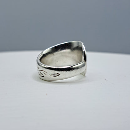 Handmade vintage spoon ring made from Queen Mary 1940 silverplate pattern size 4.75