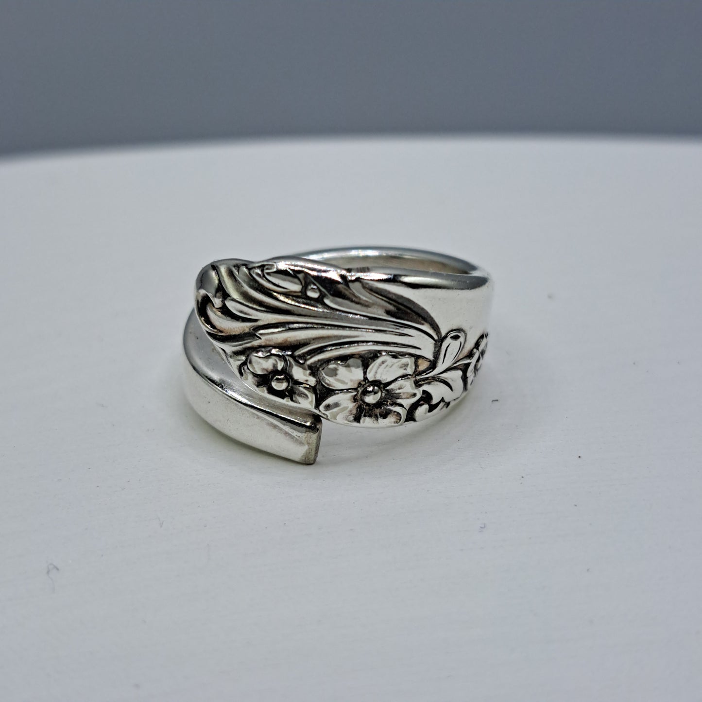 Evening Star 1950, Size 6.75, HARD TO FIND Vintage Silverware Ring, Spiral Spoon Ring