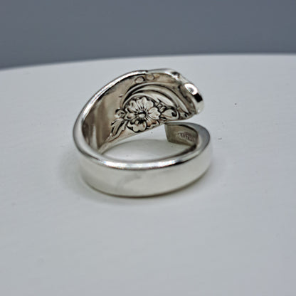 Evening Star 1950, Size 6.75, HARD TO FIND Vintage Silverware Ring, Spiral Spoon Ring