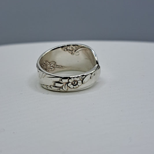 Bridal Wreath 1950, Size 8, HARD TO FIND Vintage Silverware Ring, Spoon Ring