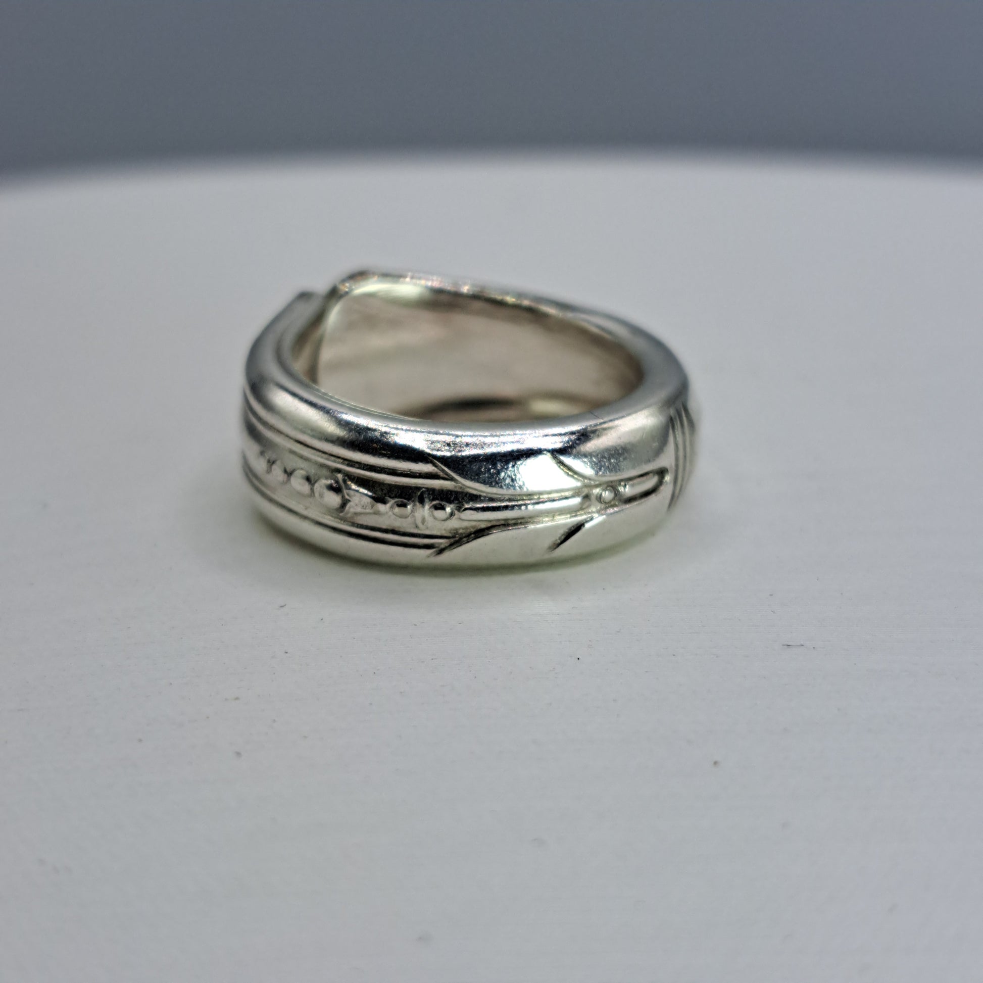 Handmade vintage spoon ring made from June-Nursery 1932 silverplate pattern size 4