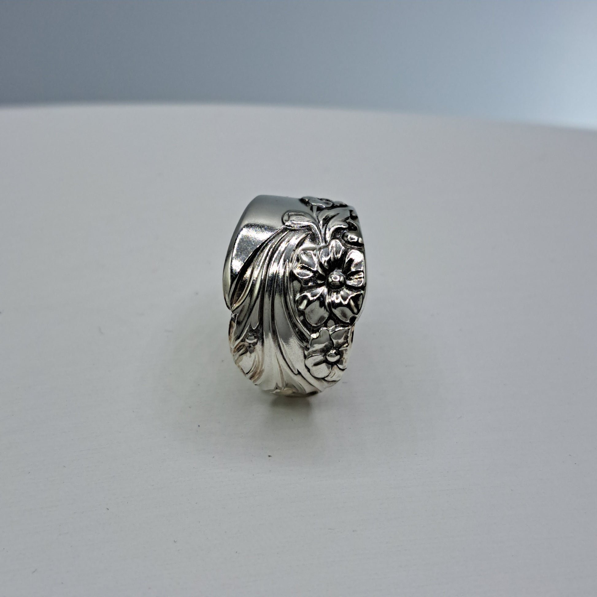 Handmade vintage spoon ring made from Evening Star 1950 silverplate pattern size 4.75