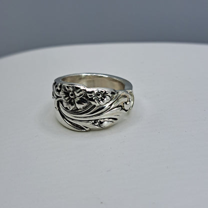 Evening Star 1950, Size 7.75, HARD TO FIND Vintage Silverware Ring, Spoon Ring
