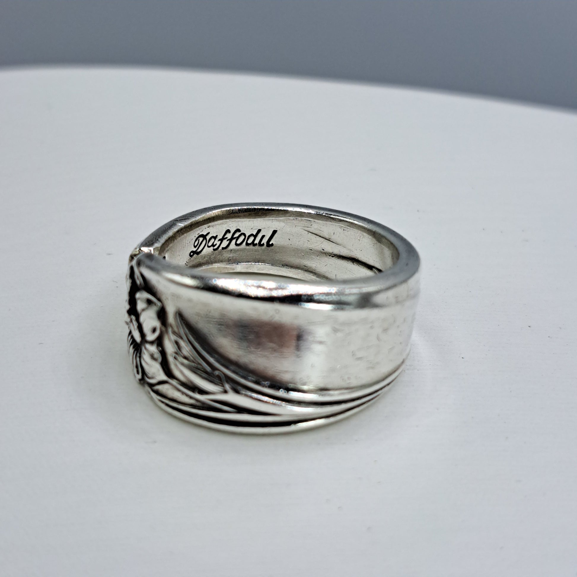 Handmade vintage spoon ring made from Daffodil 1950 silverplate pattern size 12.75