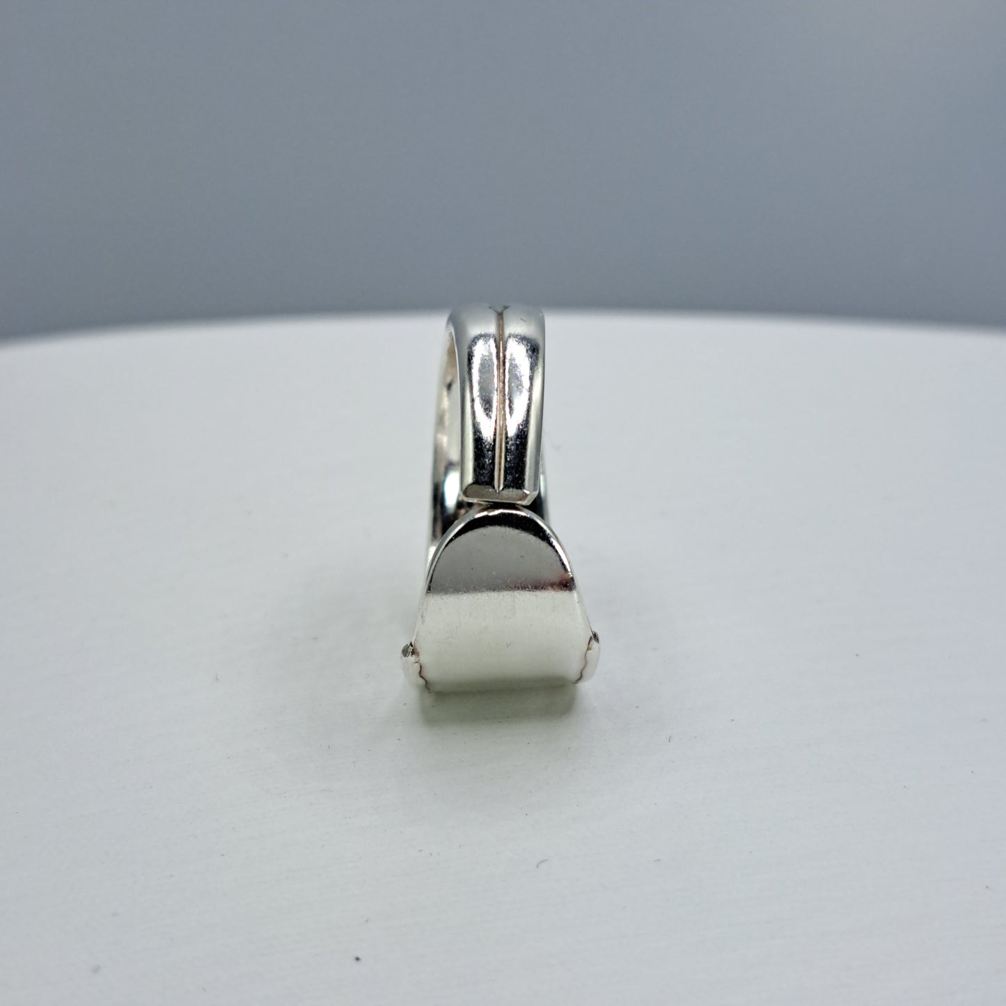 Handmade vintage spoon ring made from Gardenia 1941 silverplate pattern size 11.5
