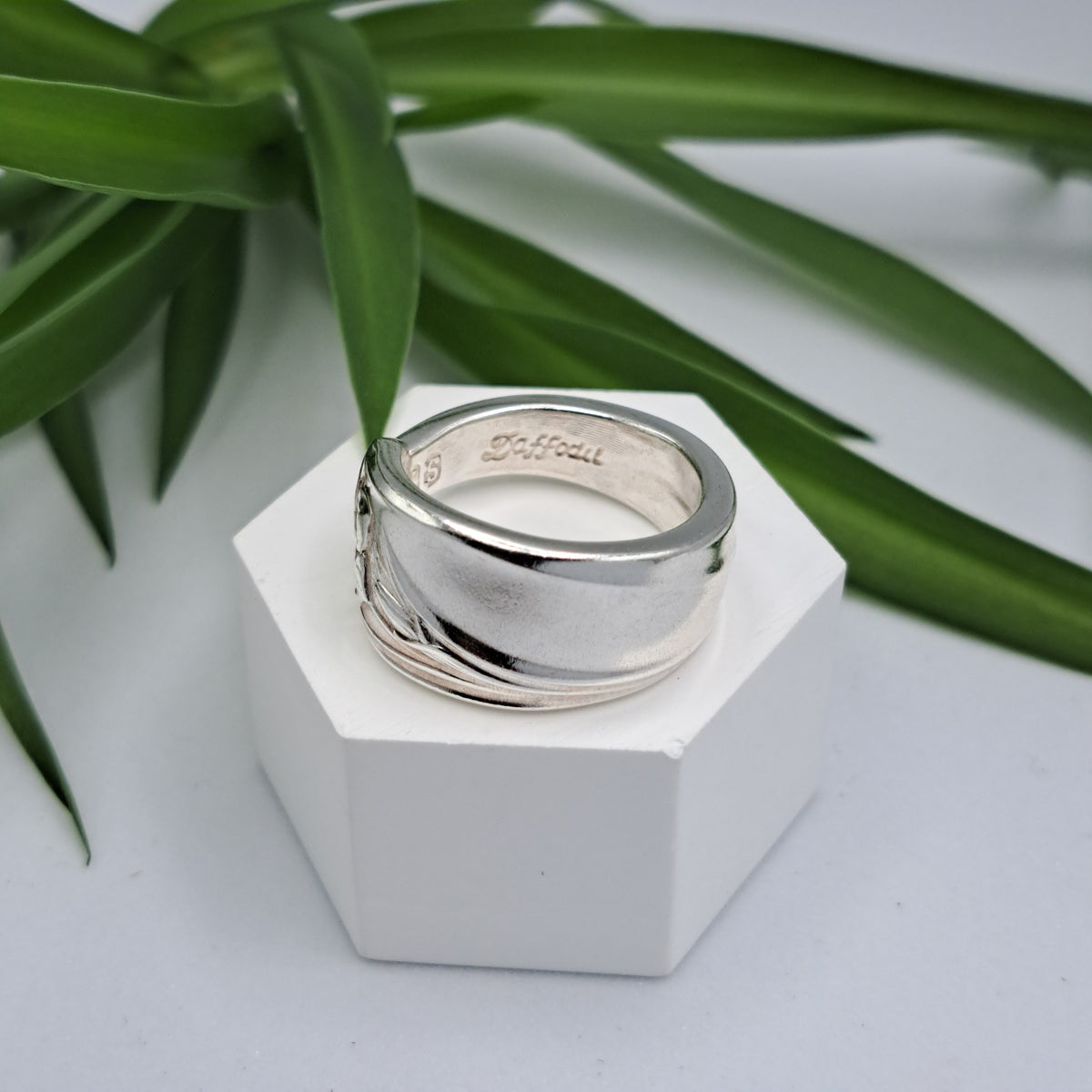Daffodil 1950, Size 6.5, Vintage Silverware Ring, Spoon Ring